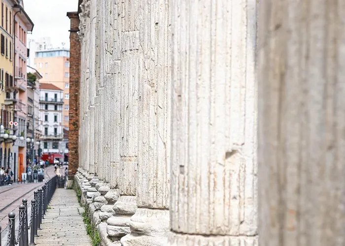 Just Urban - Bright Penthouse - Heart Of 10 Min To Duomo Milano