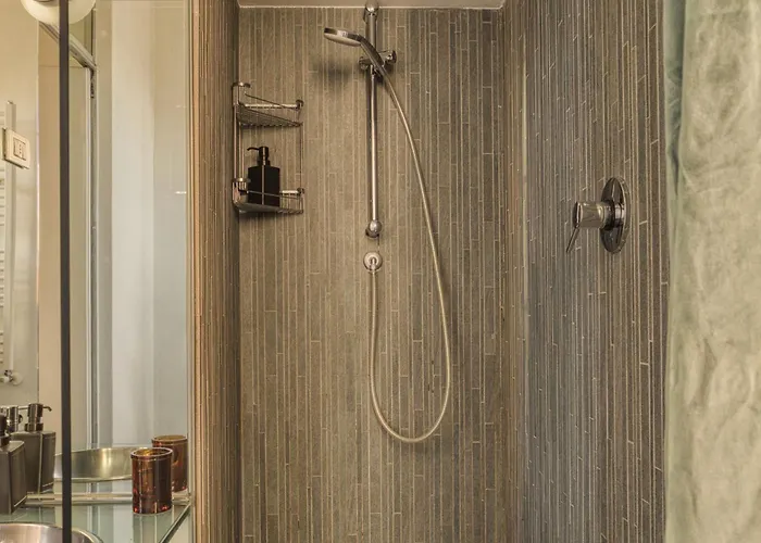 Just Urban - Bright Penthouse - Heart Of 10 Min To Duomo Milano