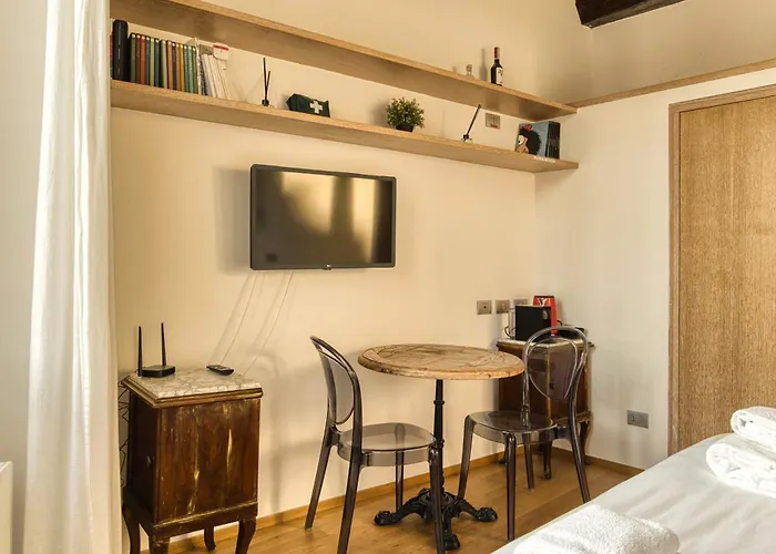 Just Urban - Bright Penthouse - Heart Of 10 Min To Duomo * Milano