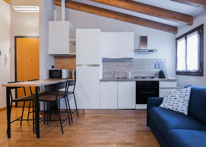 I Host - Modica 20 * Milano