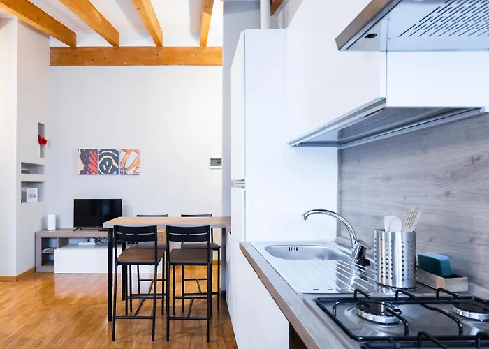 I Host - Modica 20 *