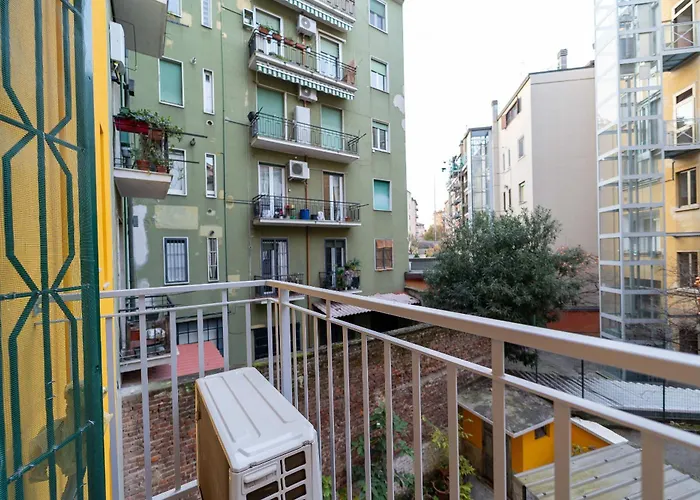 Urban Studio, Politecnico-lambrate * Milánó