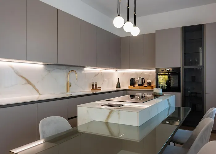 White House Con Posti Auto