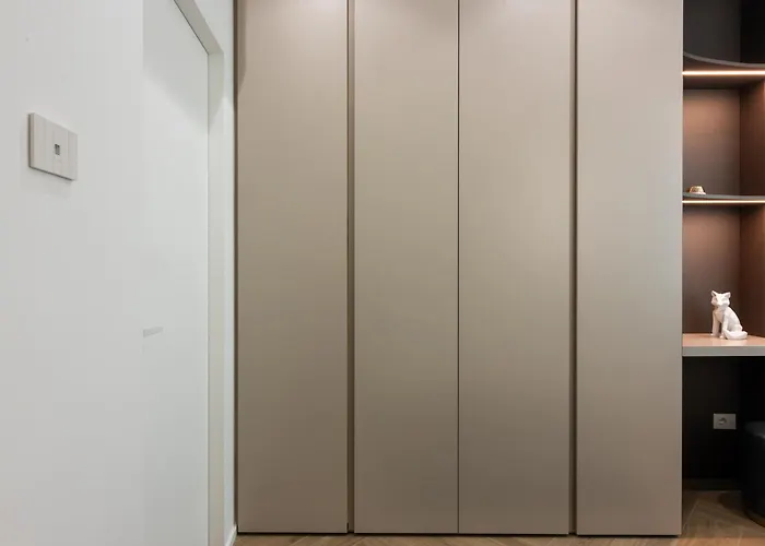 Appartamento White House Con Posti Auto Milano