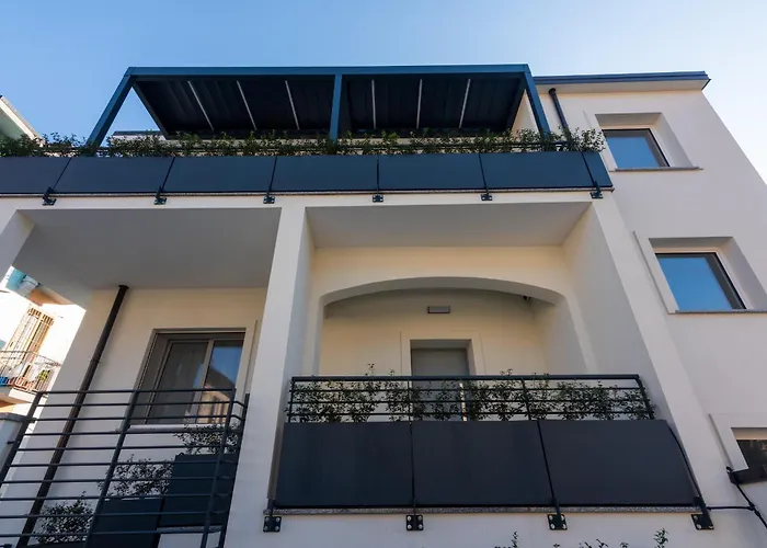 White House Con Posti Auto Milano