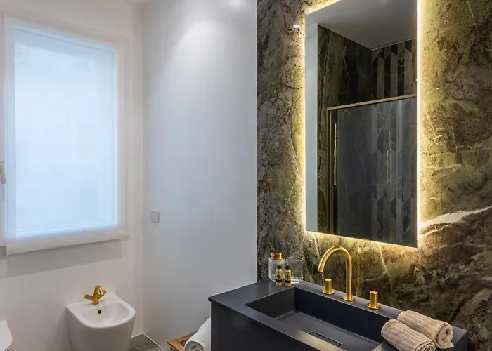 White House Con Posti Auto Appartamento *