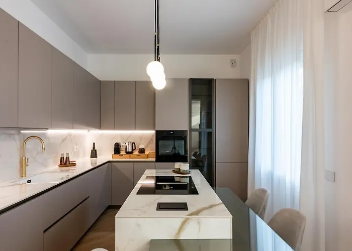 White House Con Posti Auto *