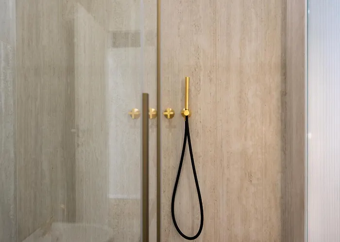 White House Con Posti Auto Appartamento Milano