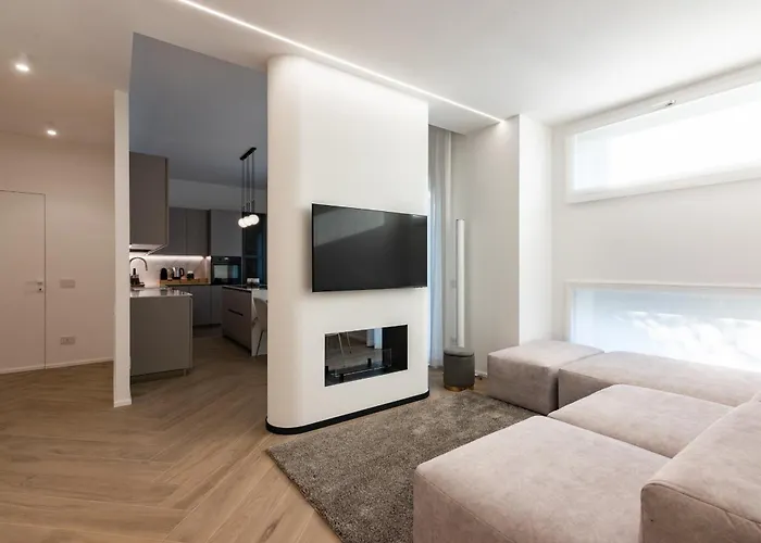 White House Con Posti Auto Appartamento Milano