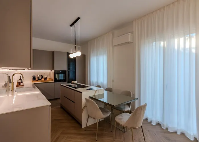 White House Con Posti Auto *