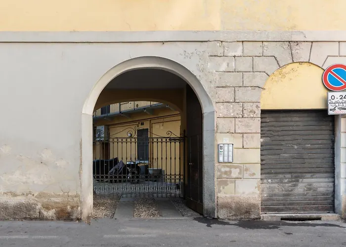 Tranquillo E Raffinato Monolocale Vicino Ptromana * Milán