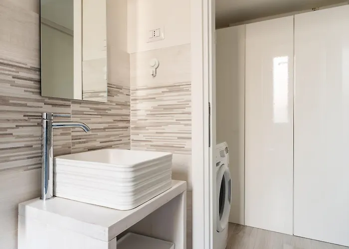 Tranquillo E Raffinato Monolocale Vicino Ptromana アパート