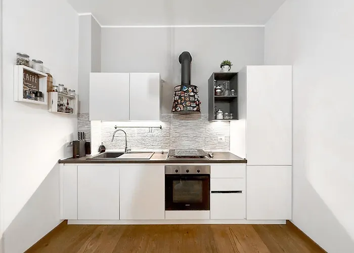 Apartmán Trilocale Ampio E Luminoso, A 150m Dalla Metro