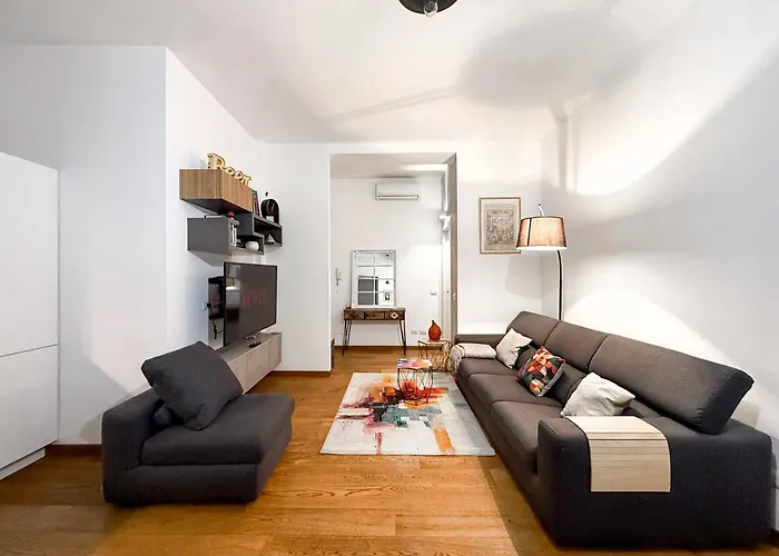 Apartmán Trilocale Ampio E Luminoso, A 150m Dalla Metro *