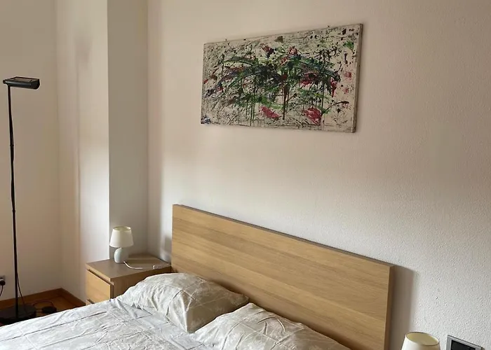 Bright Flat - Fashion & Design District