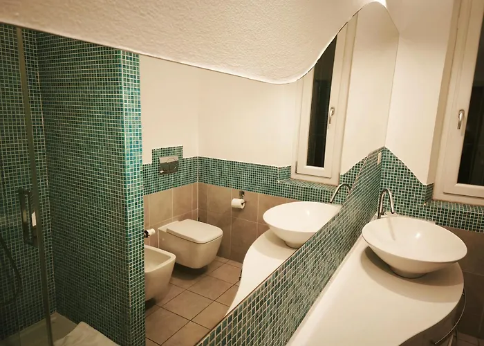 Spacious Near Metro Loreto * מילאנו