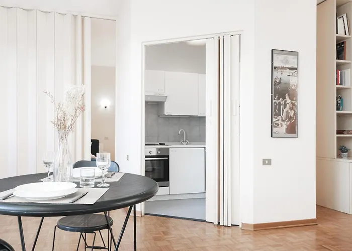 Easylife - - Romana 51 - Porta Romana Apartmán