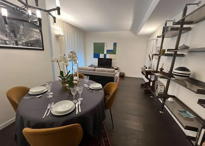 Luxury Close To Citylife, Metro & Dining ميلان