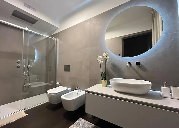 Luxury Close To Citylife, Metro & Dining بيت للعطل