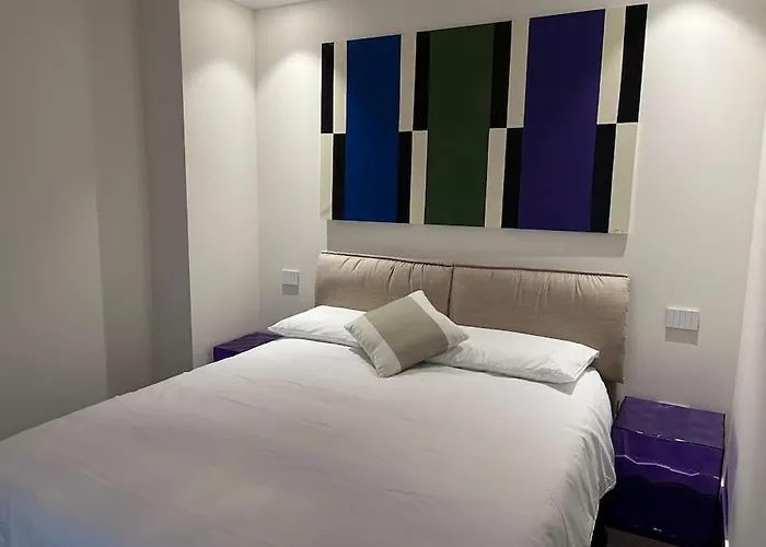 بيت للعطل Luxury Close To Citylife, Metro & Dining