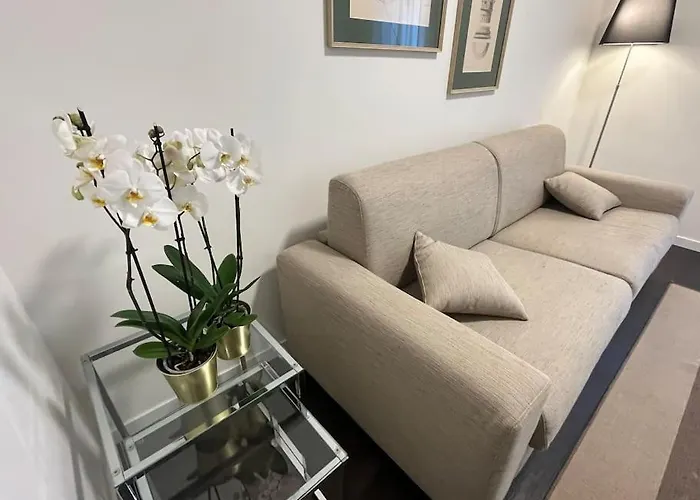 Luxury Close To Citylife, Metro & Dining بيت للعطل *