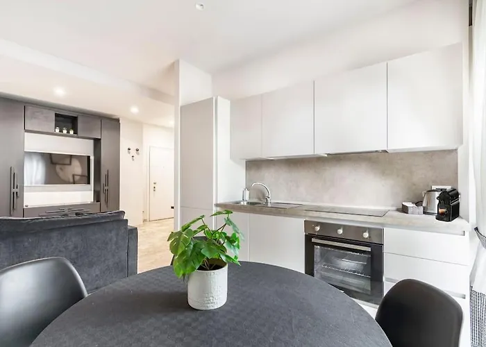 Duomo-centrale Eco Design Close To Subway アパート