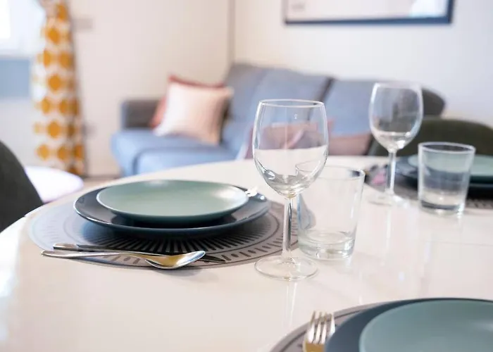 3-bedroom Design House San Babila-tricolore-m4 Apartment *