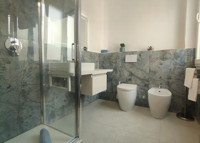 לינה וארוחת בוקר Urban 4*