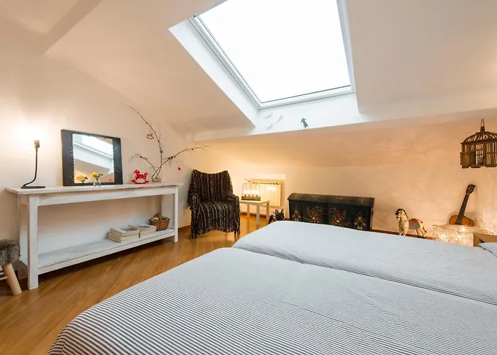 Quite And Lovely Attic - Paolo Sarpi 8 - Location Lejlighed *