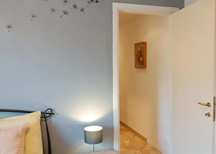 Milano, Bovisa Politecnico, Dergano Metropolitana, Wifi - Garden *