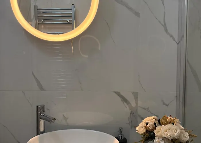 Peony House - 10 Min Duomo Apartamento Milán