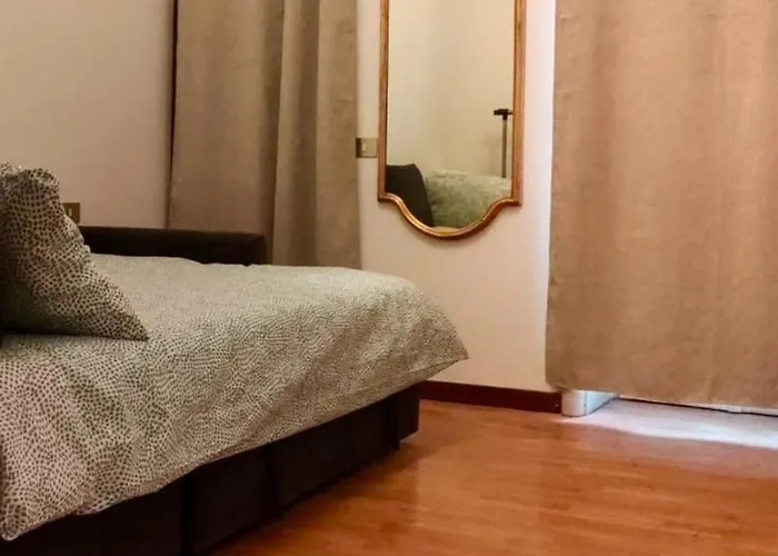 Duomo Cathedral Close Flats * Милан