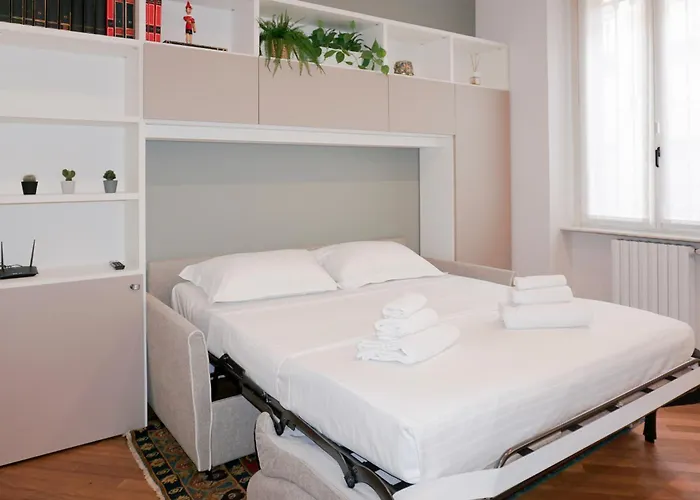 Private Near Duomo - M4 Santa Sofia * Milánó