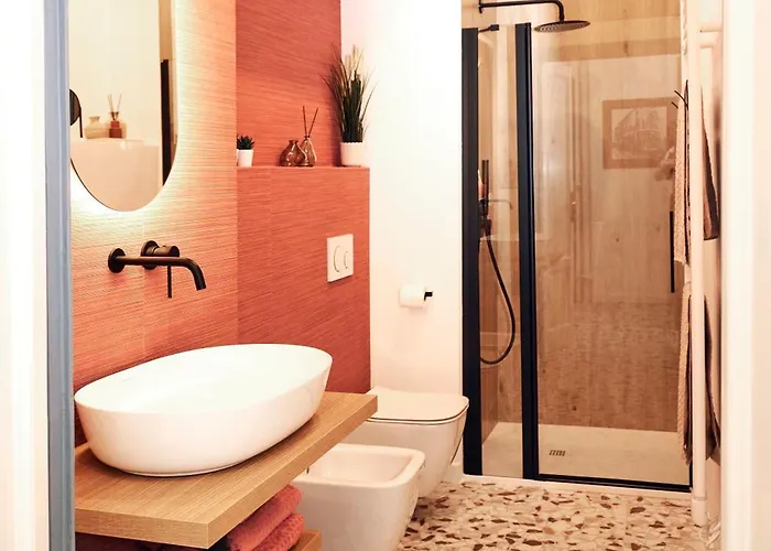 Urban Flats Sanzio 20 - Vicino A Duomo, Stadio E Fiera