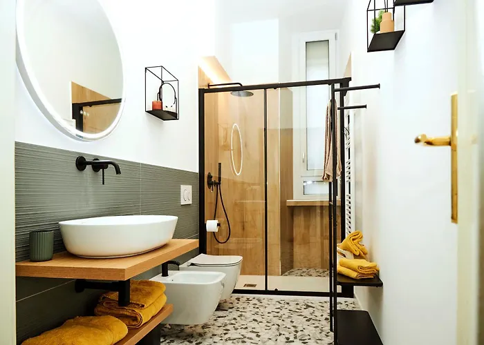 Urban Flats Sanzio 20 - Vicino A Duomo, Stadio E Fiera Apartmán *