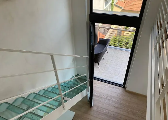 Apartment Penthouse Luce Near Metro-bus-tram