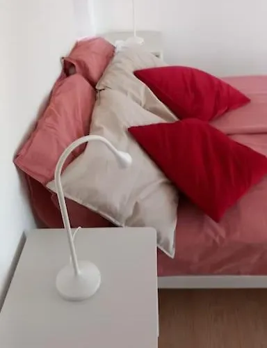 Penthouse Luce Near Metro-bus-tram