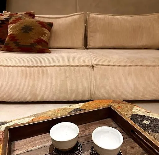 Modern Canal-side Loft With Private Garden Appartement *