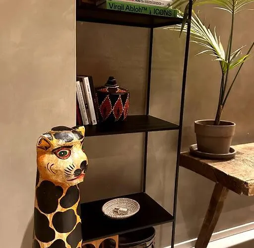 Modern Canal-side Loft With Private Garden Appartement *