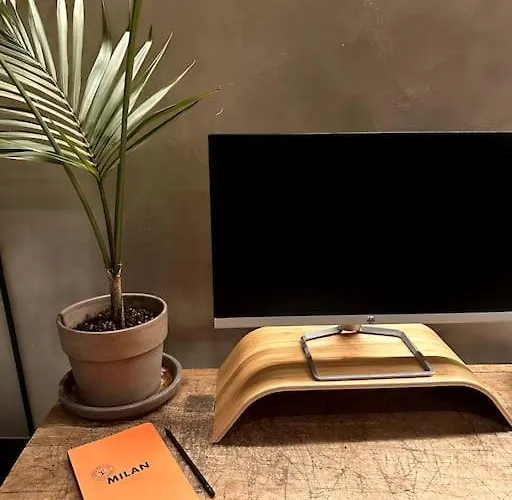 Modern Canal-side Loft With Private Garden Appartement *