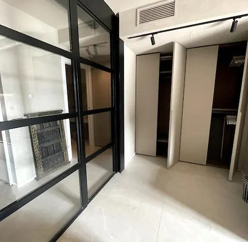 Modern Canal-side Loft With Private Garden Appartement *