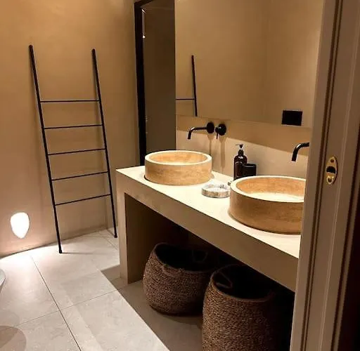 Appartement Modern Canal-side Loft With Private Garden *