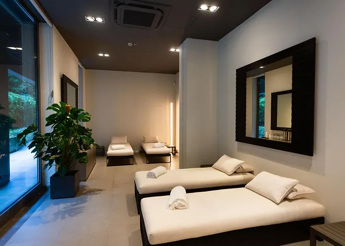 Zambala Luxury アパートホテル 4*
