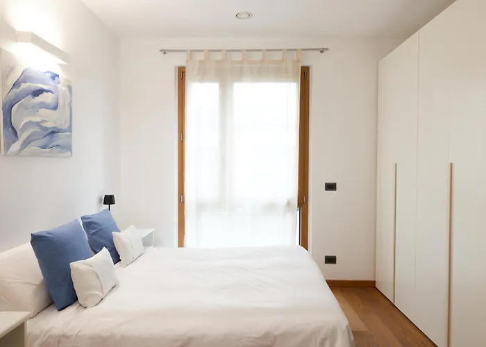 Experience Design Bed&show Nocleg ze śniadaniem 4*