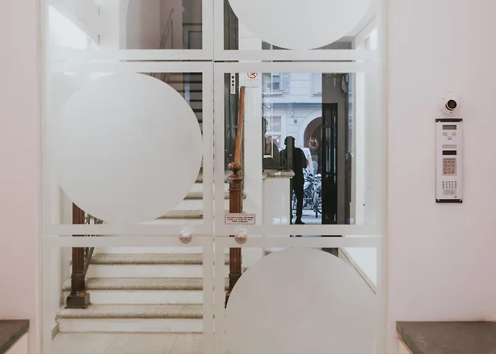 Prestige Boutique Homes - San Babila Апартаменты *