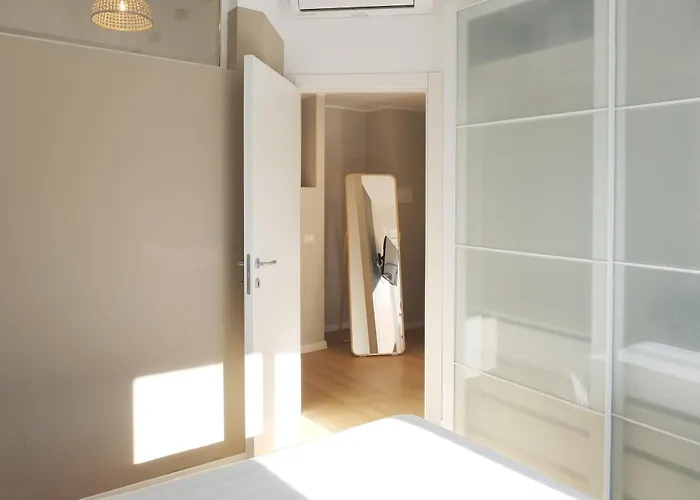 Comecasa Porta Romana Flat No Area C * Milano