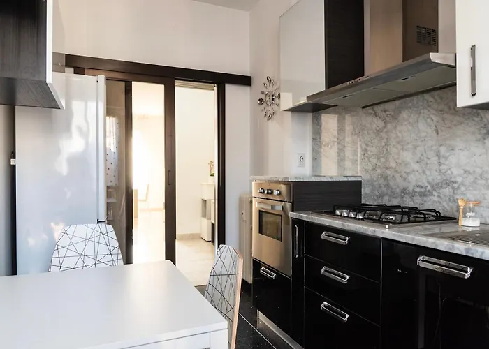 Youhosty - Populonia 10