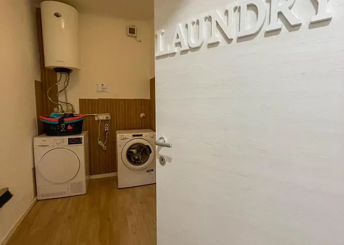 In Town - In Life Near San Siro Stadium 밀라노