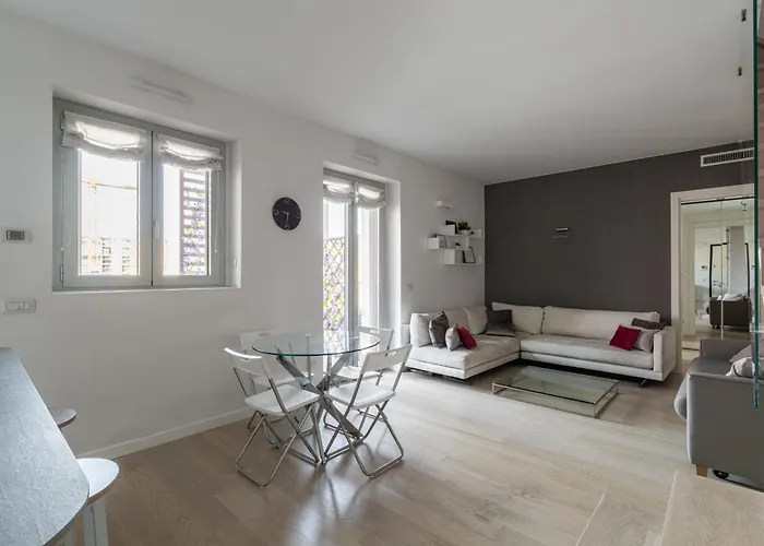 Parmenide ميلان