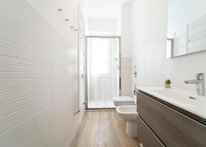 דירה Modern Flat 10 Minutes Duomo מילאנו